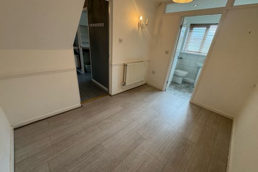 *NOW LET* 3 Bedroom Semi Detached property in Clos Healy Gowerton