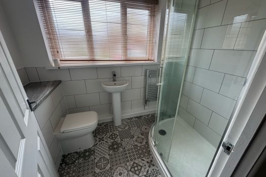 *NOW LET* 3 Bedroom Semi Detached property in Clos Healy Gowerton