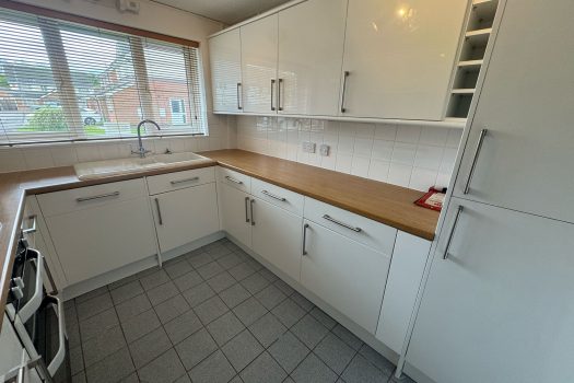 *NOW LET* 3 Bedroom Semi Detached property in Clos Healy Gowerton