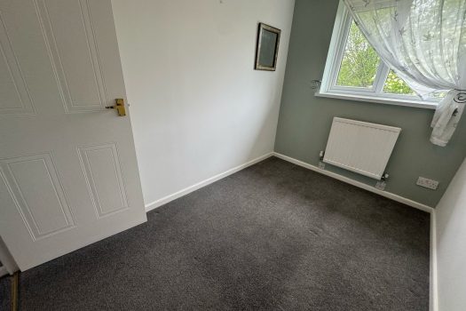 *NOW LET* 3 Bedroom Semi Detached property in Clos Healy Gowerton