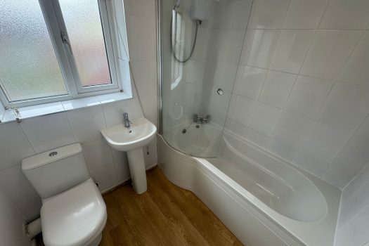 *NOW LET* 3 Bedroom Semi Detached property in Clos Healy Gowerton