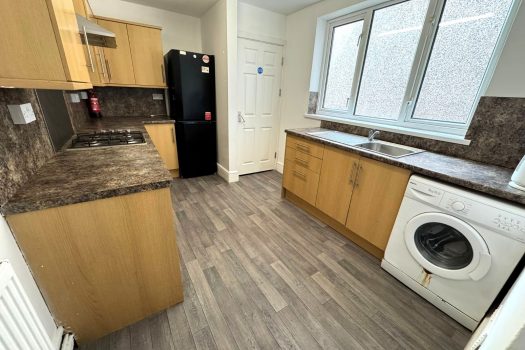 SOLD STC – 5-BEDROOM HMO PROPERTY – 119 Oxford Street, Swansea SA1 3JW