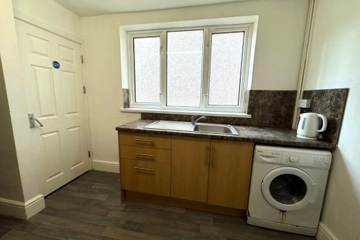 SOLD STC – 5-BEDROOM HMO PROPERTY – 119 Oxford Street, Swansea SA1 3JW