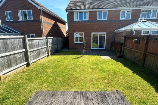 For Sale 3 Bedrom semi detached property Clos ty Gwyn , Gowerton Swansea SA4 3GF