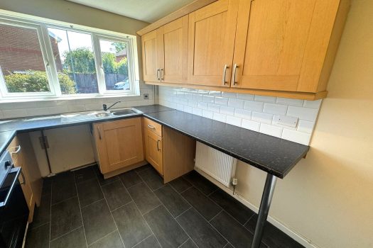 For Sale 3 Bedrom semi detached property Clos ty Gwyn , Gowerton Swansea SA4 3GF