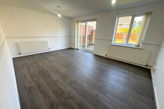 For Sale 3 Bedrom semi detached property Clos ty Gwyn , Gowerton Swansea SA4 3GF