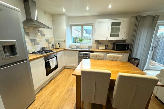 To Let – 2 Bedroom Semi Detached Bungalow Ffordd Beck, Gowerton, Swansea SA4 3GE