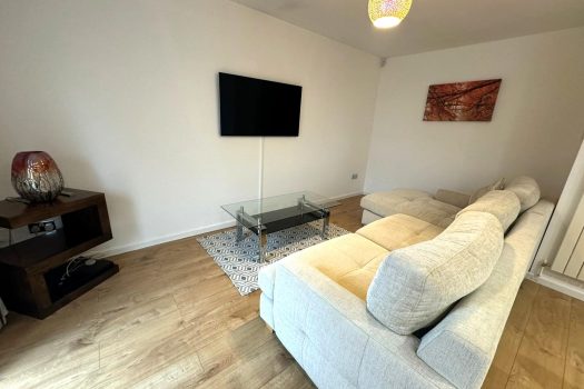 To Let – 2 Bedroom Semi Detached Bungalow Ffordd Beck, Gowerton, Swansea SA4 3GE