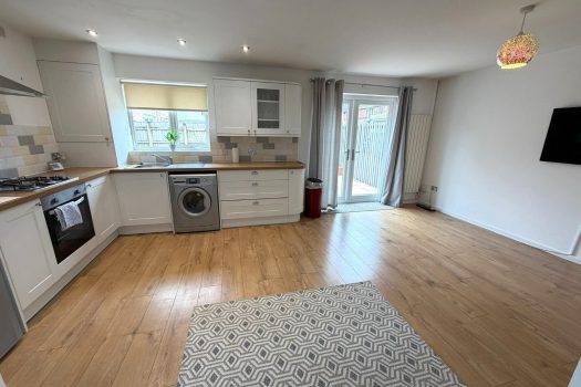 To Let – 2 Bedroom Semi Detached Bungalow Ffordd Beck, Gowerton, Swansea SA4 3GE