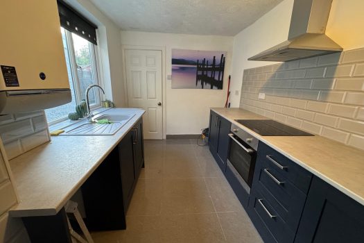 FOR SALE – 3 Bedroom Terrace – 10 Bryn Terrace , Gorseinon , Swansea SA4 4DE