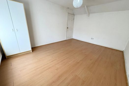 FOR SALE – 3 Bedroom Terrace – 67 Sterry Road ,Gowerton ,Swansea SA4 3BN