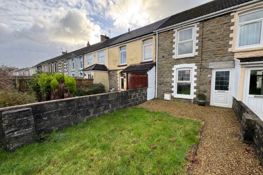 FOR SALE – 3 Bedroom Terrace – 10 Bryn Terrace , Gorseinon , Swansea SA4 4DE