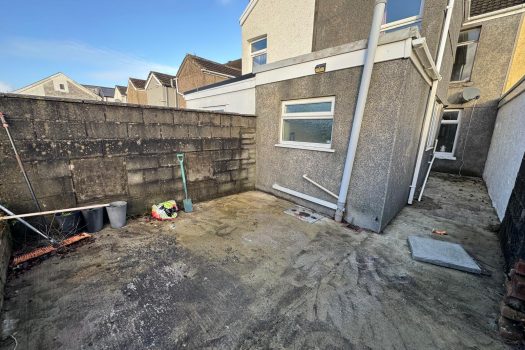 FOR SALE – 3 Bedroom Terrace – 10 Bryn Terrace , Gorseinon , Swansea SA4 4DE