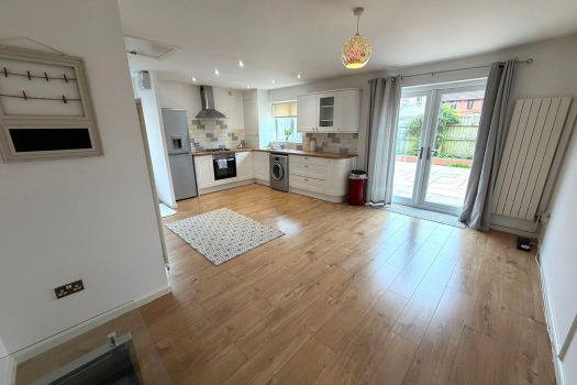 To Let – 2 Bedroom Semi Detached Bungalow Ffordd Beck, Gowerton, Swansea SA4 3GE