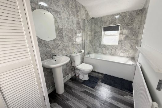 1 BEDROOM GROUND FLOOR FLAT TO RENT – GOWERTON, SWANSEA SA4 3EA