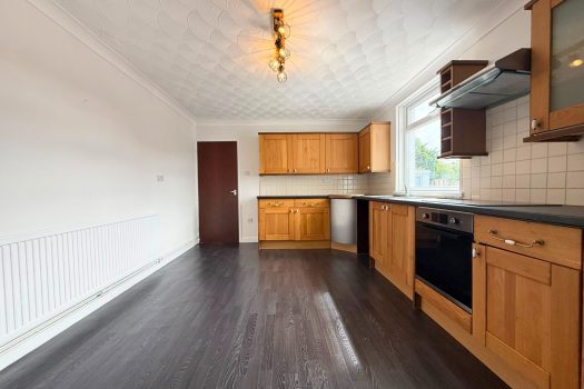 1 BEDROOM GROUND FLOOR FLAT TO RENT – GOWERTON, SWANSEA SA4 3EA